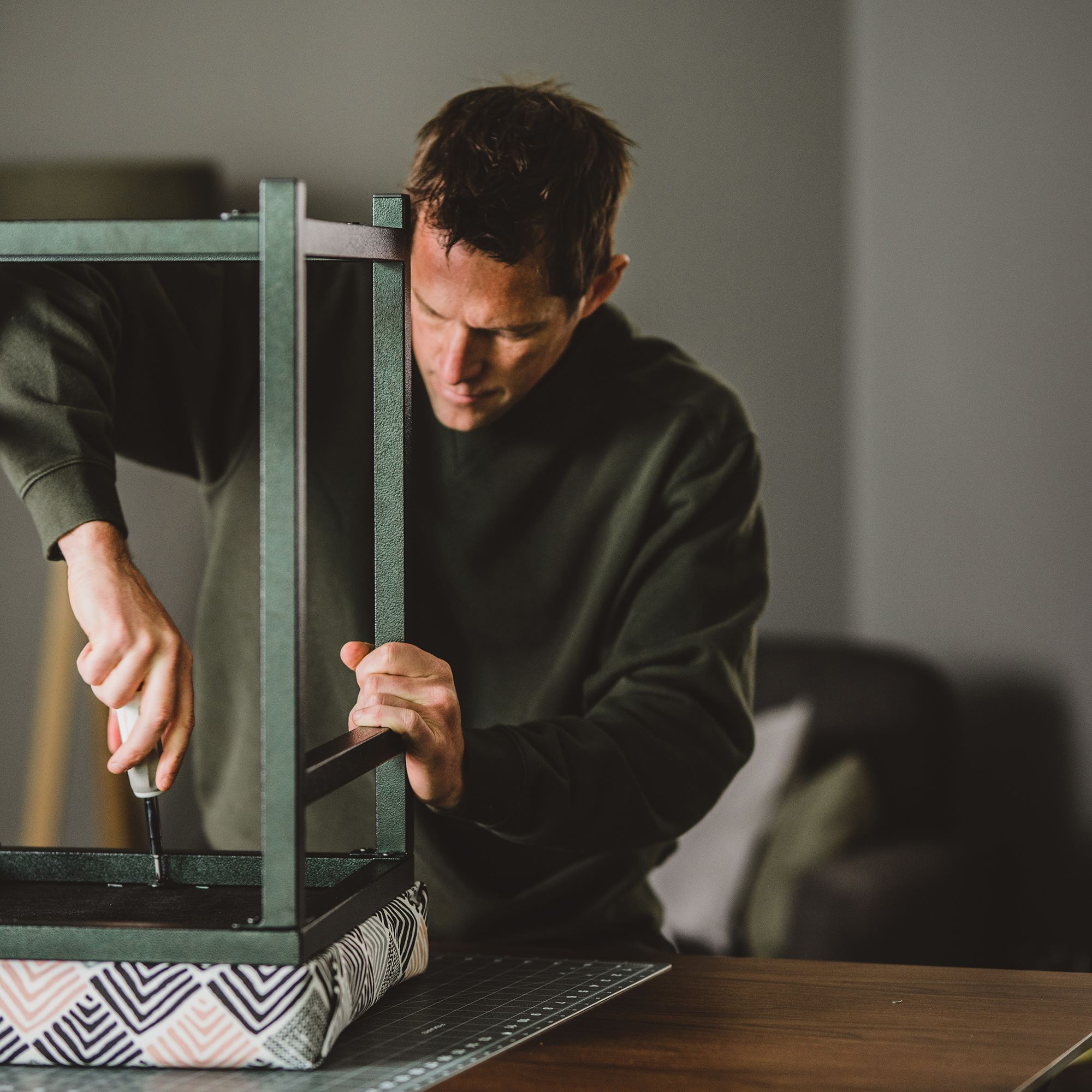 How to Make Modern Bar Stools