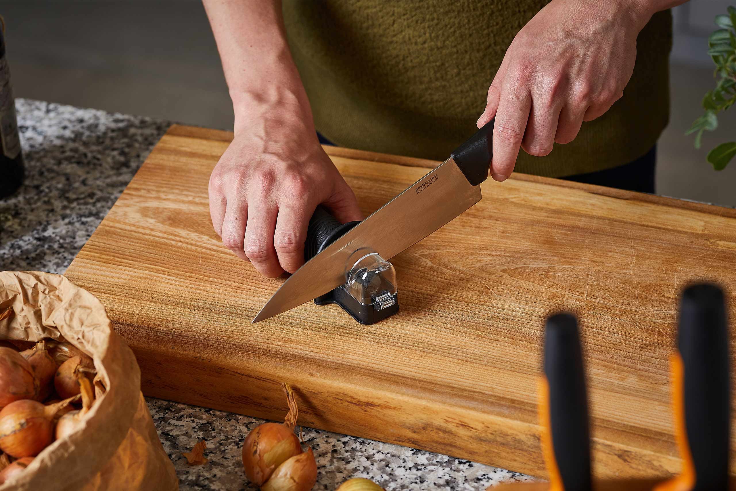 Tumbler Aiguiseur de couteaux à rouleau magnétique Système d'affûtage pour  couteaux de cuisine Ensemble d'aiguisage de couteaux de cuisine offre un